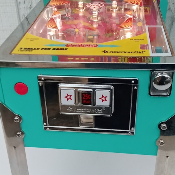 American Girl Julie's Pinball Machine - Picture 8 of 16